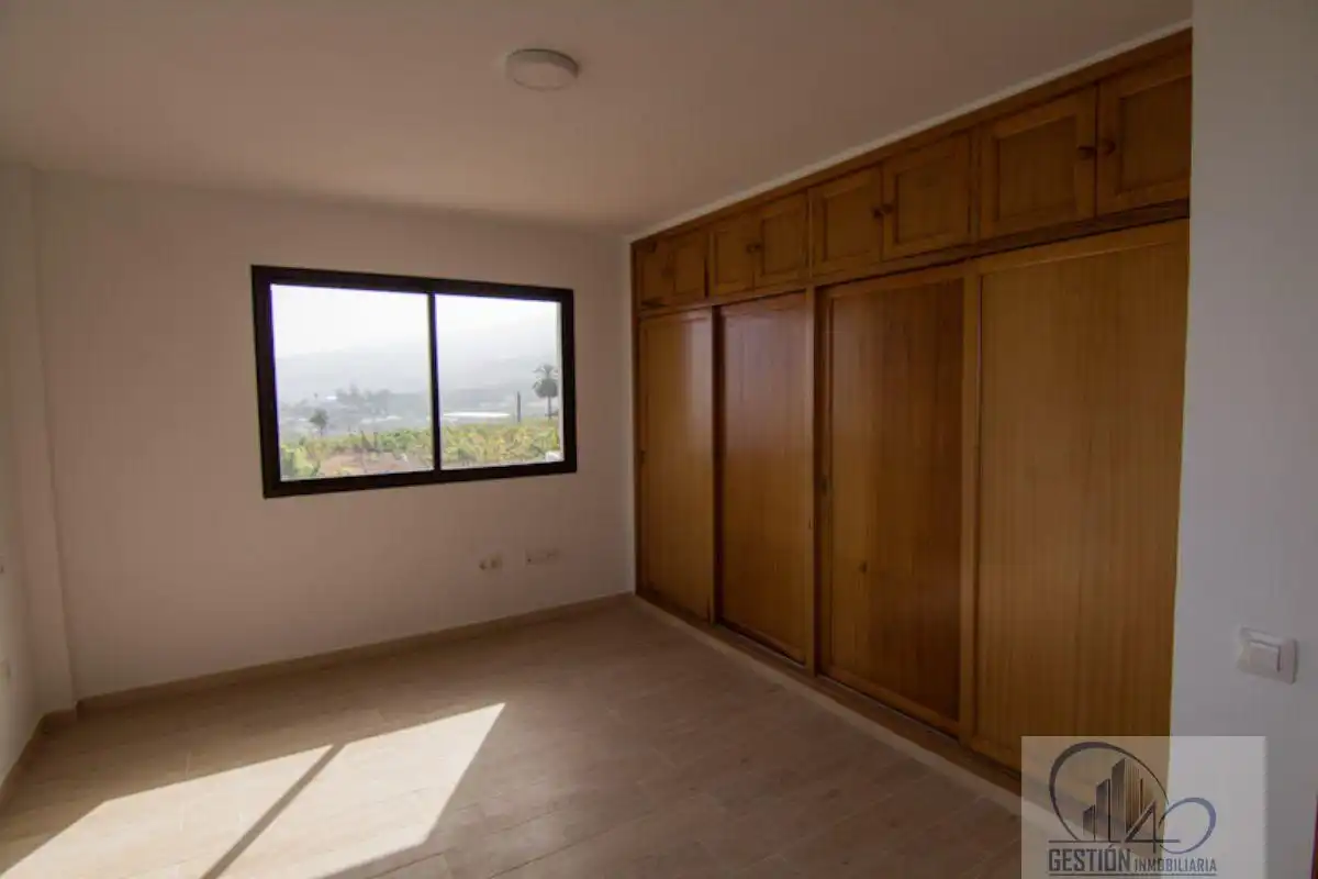 Dormitori de Finca rústica en venda en Santa Úrsula amb Terrassa i Balcó