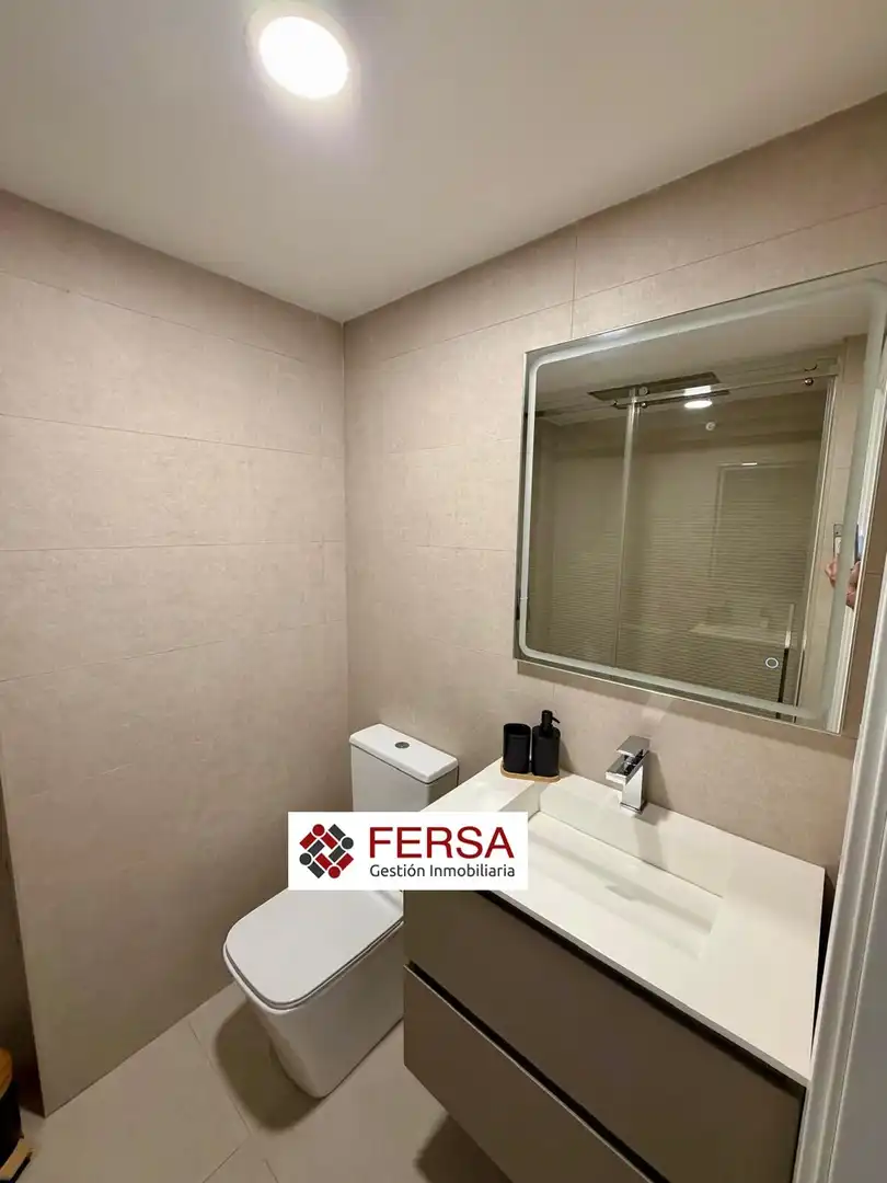 Badezimmer von Wohnung zur Miete in El Puerto de Santa María mit Terrasse und Möbliert
