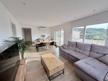 Flat with balcony for sale in Calle Sant Josep Obrer 28