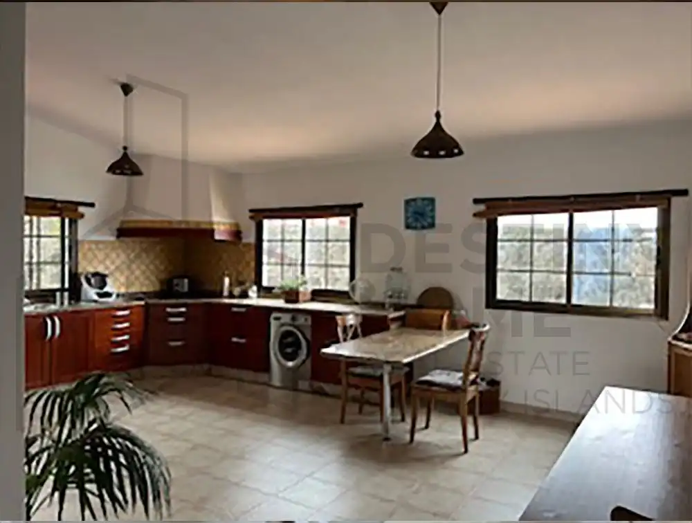 Villa con giardino in vendita a Majanicho, imagen 7