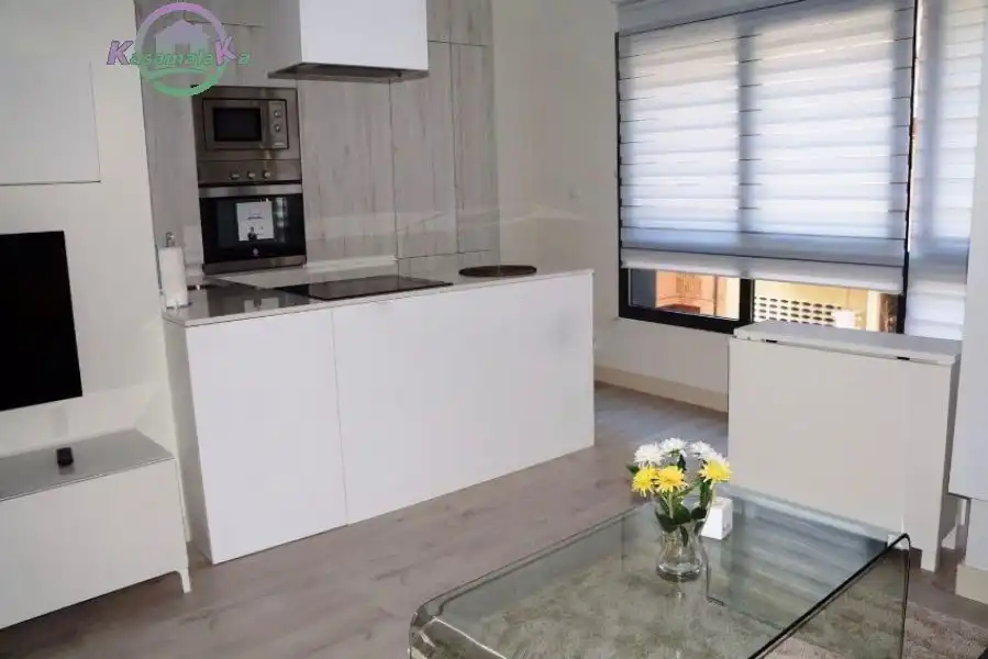 Apartamento de alquiler en Perchel Sur - Plaza de Toros Vieja, Centro