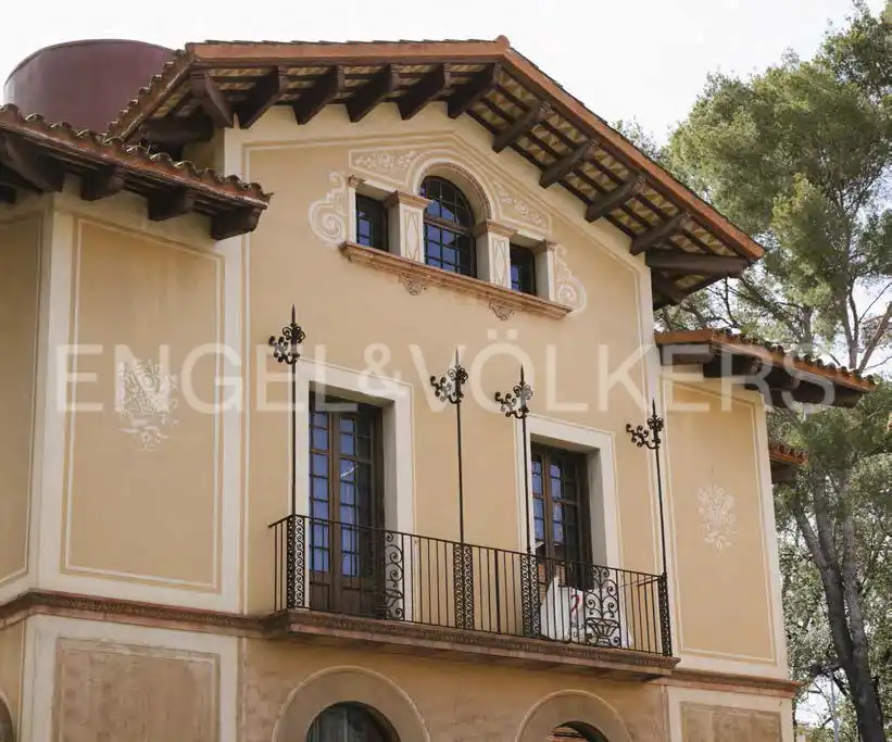 Vista exterior de Residencial en venda en Cerdanyola del Vallès