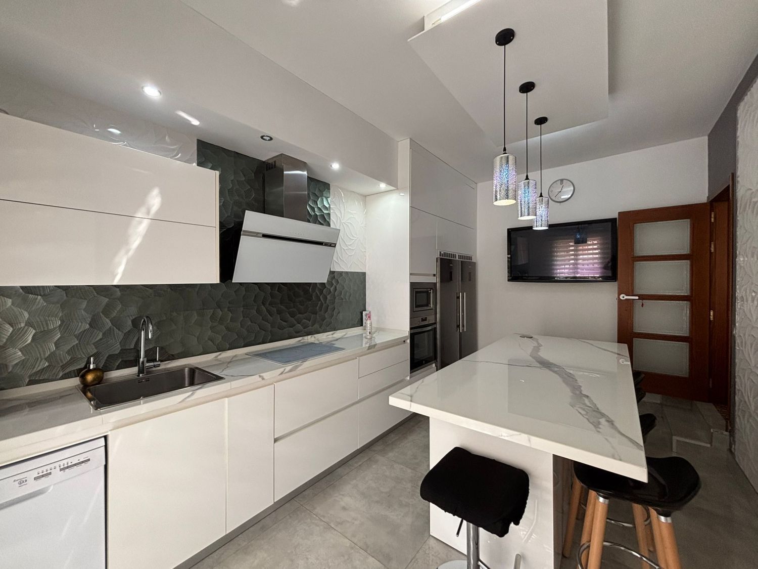 Kitchen of House or chalet for sale in Alcalá de Guadaira  with Air Conditioner and Terrace