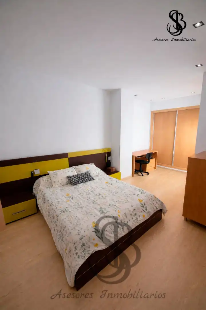 Dormitori de Dúplex en venda en Elda amb Aire condicionat, Calefacció i Terrassa