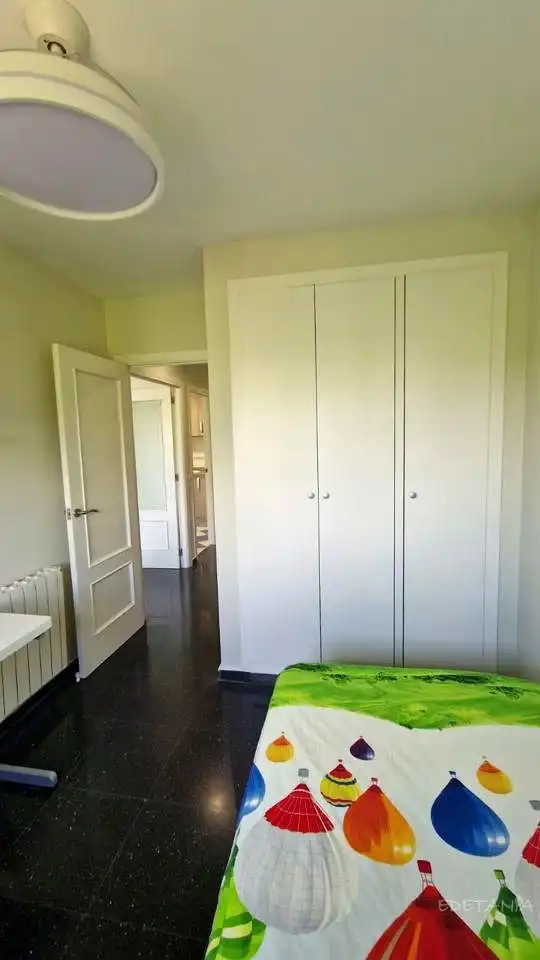 Habitación de Piso de alquiler en Moncada con Aire acondicionado, Calefacción y Amueblado