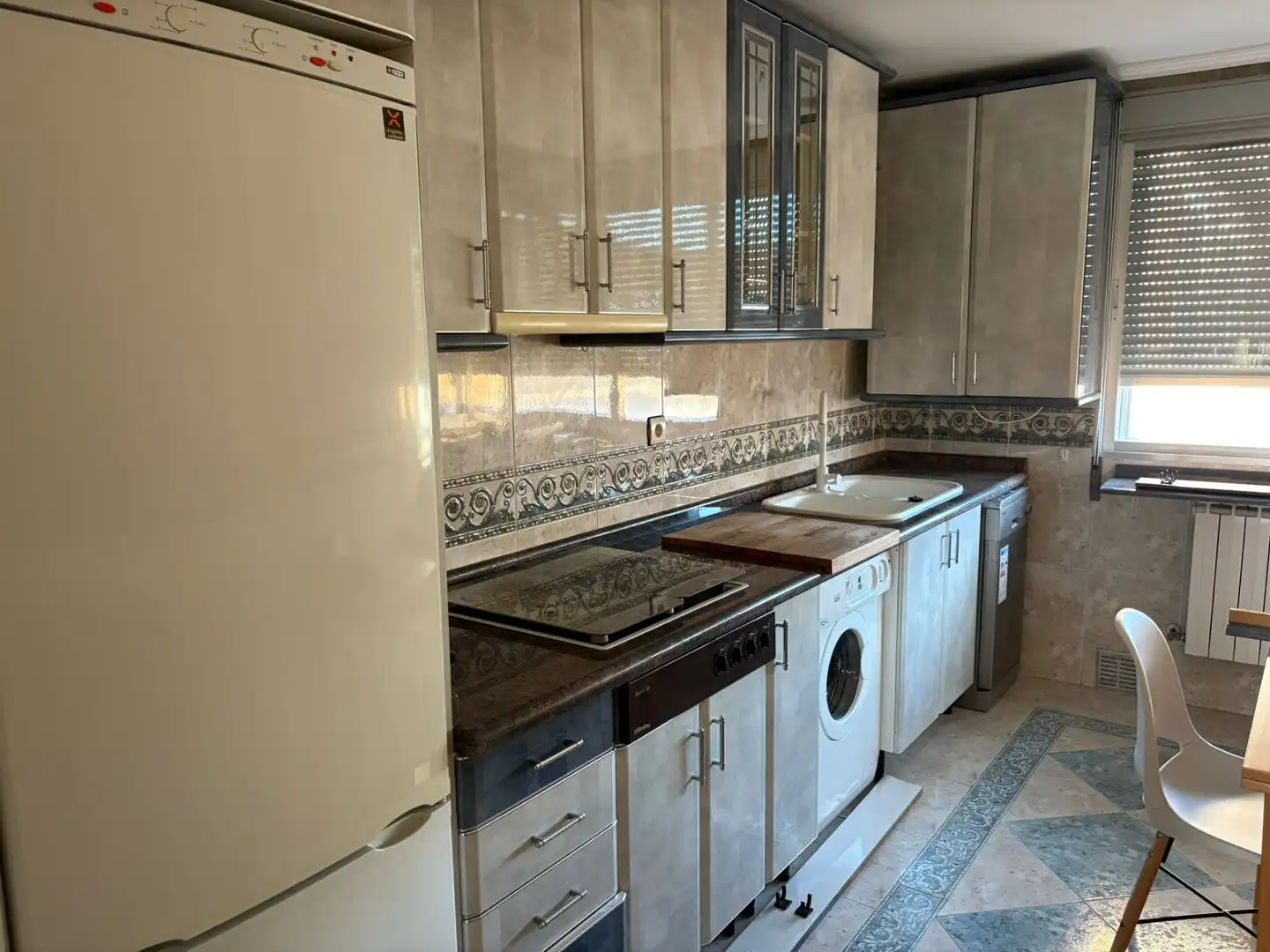 Cuina de Pis en venda en Palencia amb Calefacció, Terrassa i Moblat
