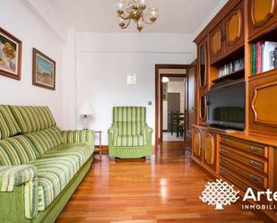 Living room of Flat to rent in Bilbao   with Heating, Oven and Washing machine