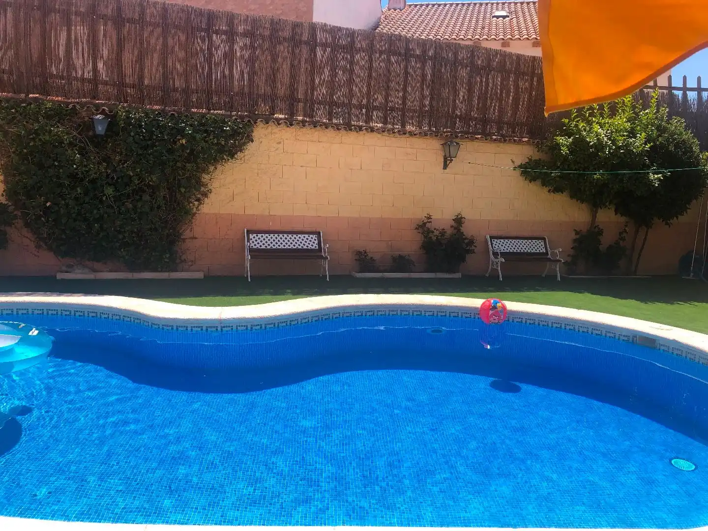Swimming pool of Houses for sale in Alcázar de San Juan  with Air Conditioner, Heating and Private garden