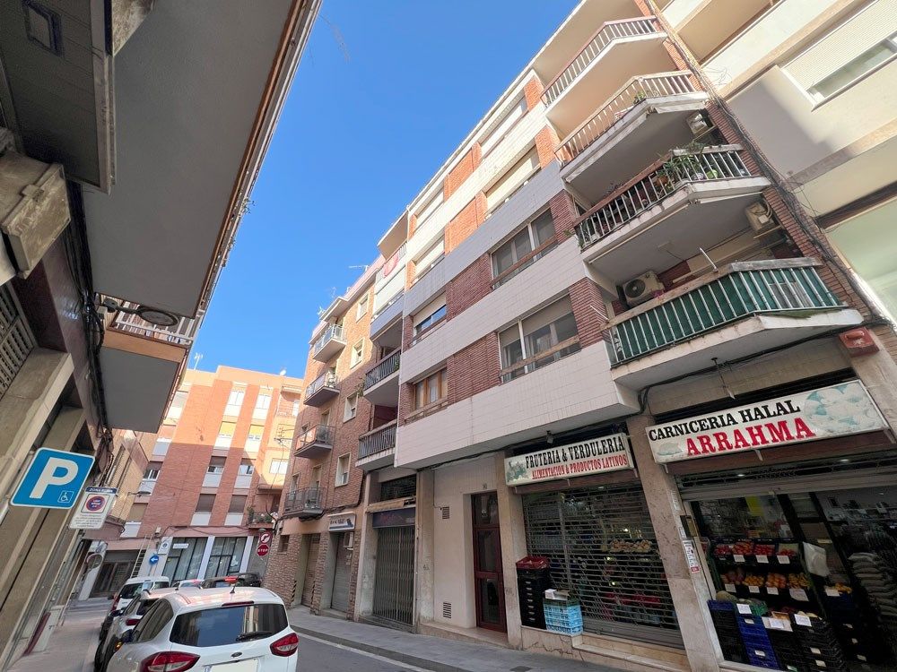 Vista exterior de Pis en venda en Valls amb Aire condicionat i Calefacció