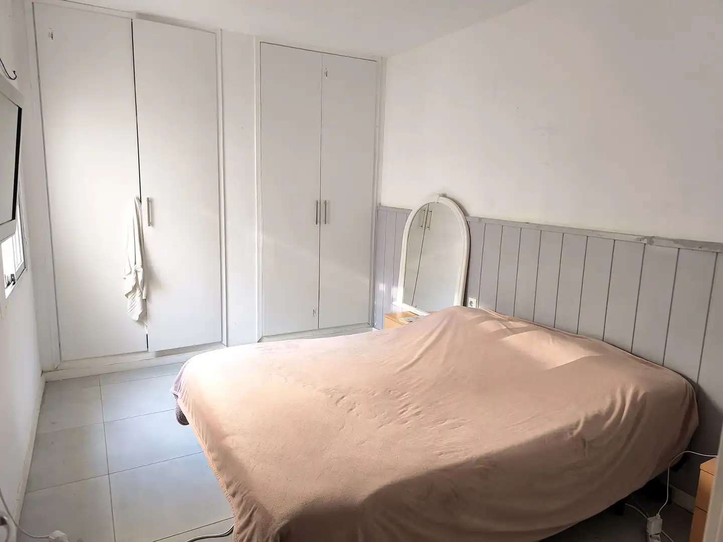 Habitación de Ático en venta en Figueres con Terraza, Trastero y Horno