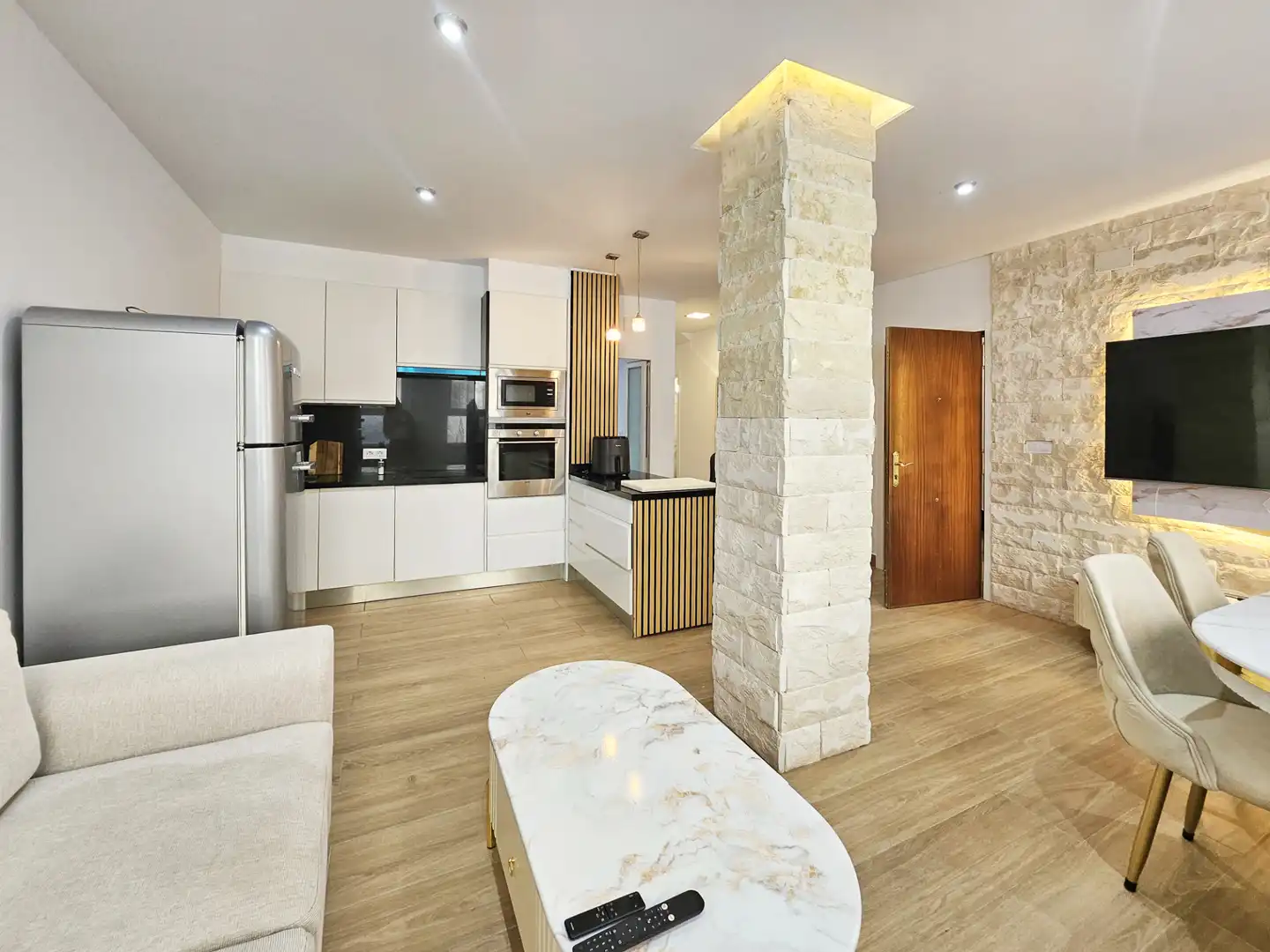 Cocina de Planta baja en venta en A Coruña Capital  con Calefacción, Amueblado y Horno