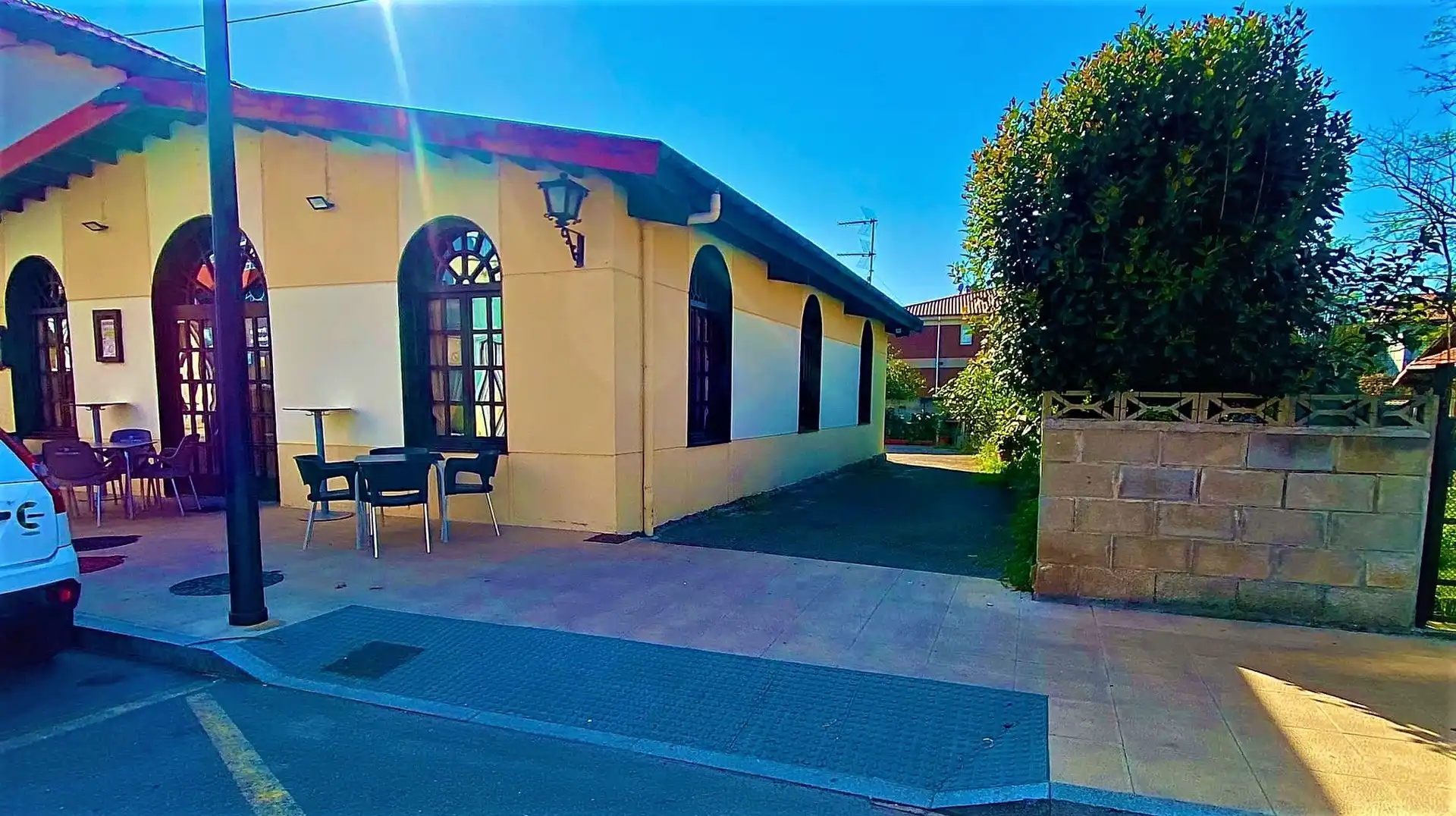 Vista exterior de Local en traspaso en Torrelavega  con Aire acondicionado y Calefacción
