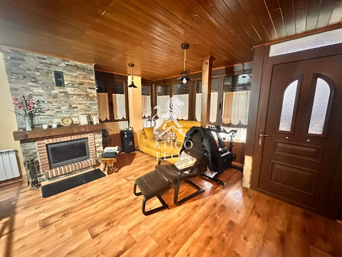 Sala de estar de Casa o chalet en venta en Cuadros con Calefacción, Jardín privado y Trastero