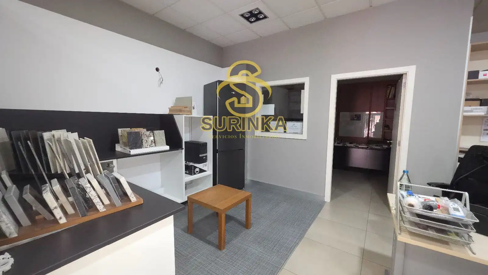 Business premises for sale in León y Castillo, imagen 3