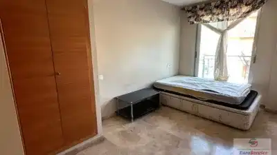 Habitación de Piso en venta en Emperador con Calefacción y Balcón