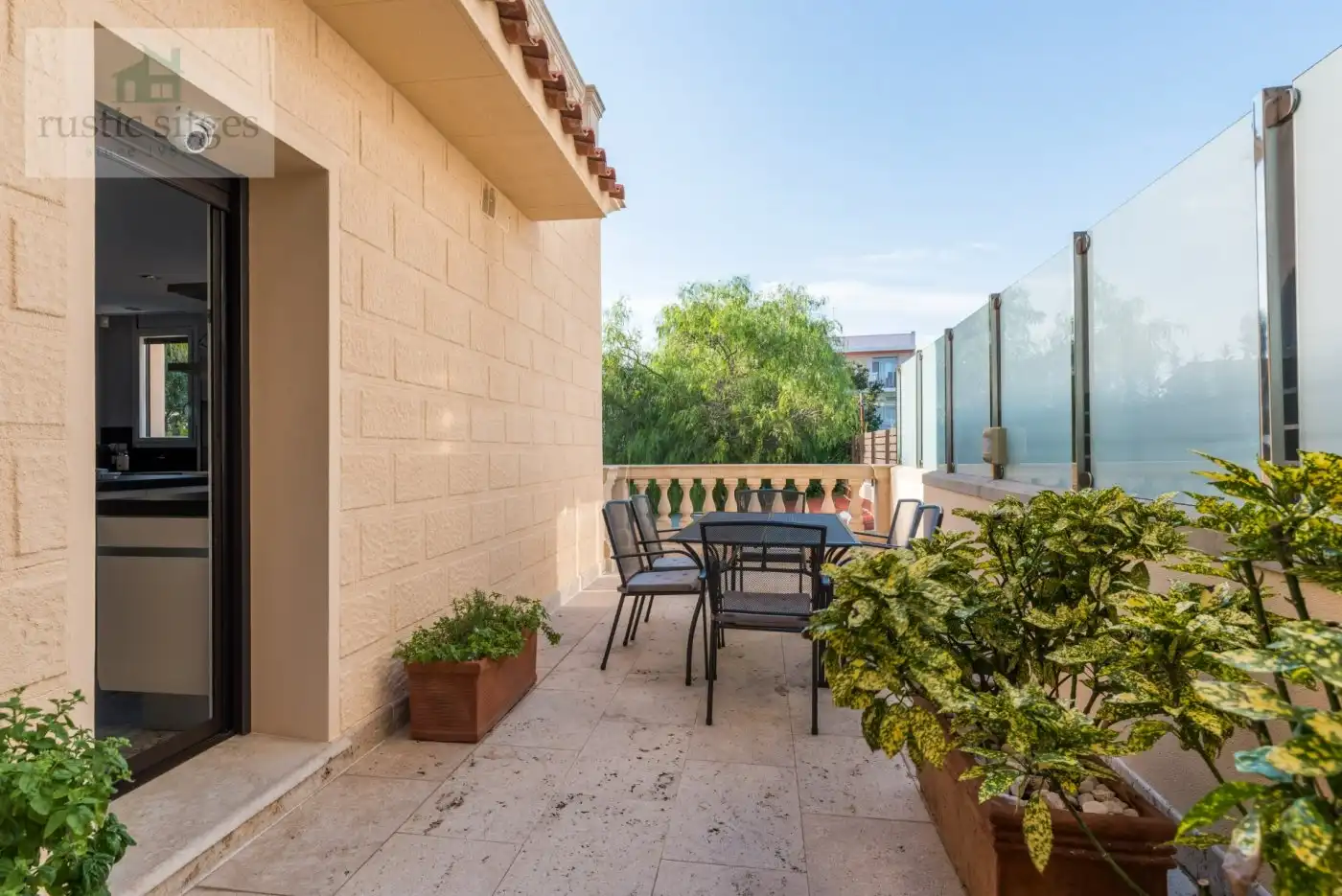 Terrassa de Casa o xalet en venda en Sitges amb Aire condicionat, Calefacció i Jardí privat