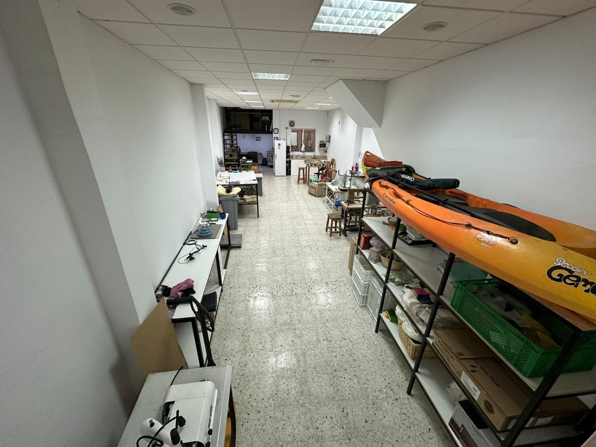 Geschaftsraum zum verkauf in Ubrique mit Klimaanlage