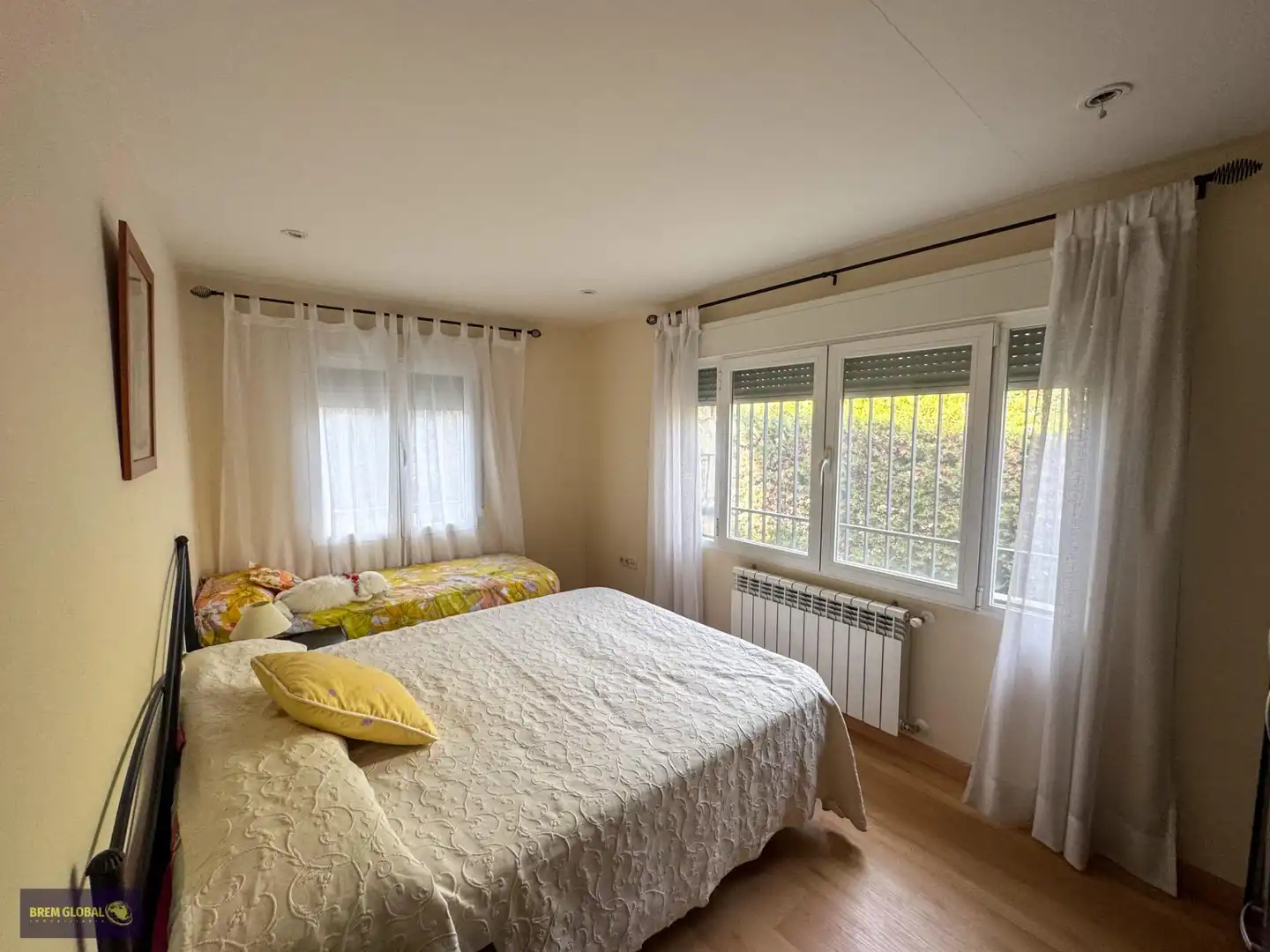 Dormitori de Casa o xalet en venda en La Cabrera amb Jardí privat, Terrassa i Traster