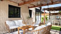 Terrassa de Casa o xalet en venda en Castelldefels amb Calefacció, Jardí privat i Piscina
