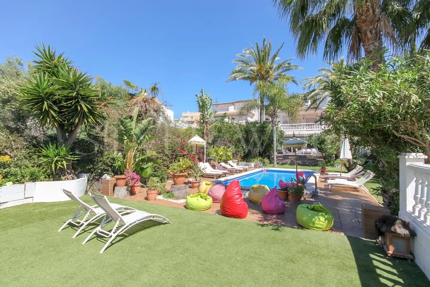 House with pool for sale in calle de la Sardana, imagen 5