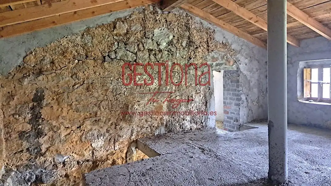 Casa o xalet en venda en Arredondo amb Jardí privat