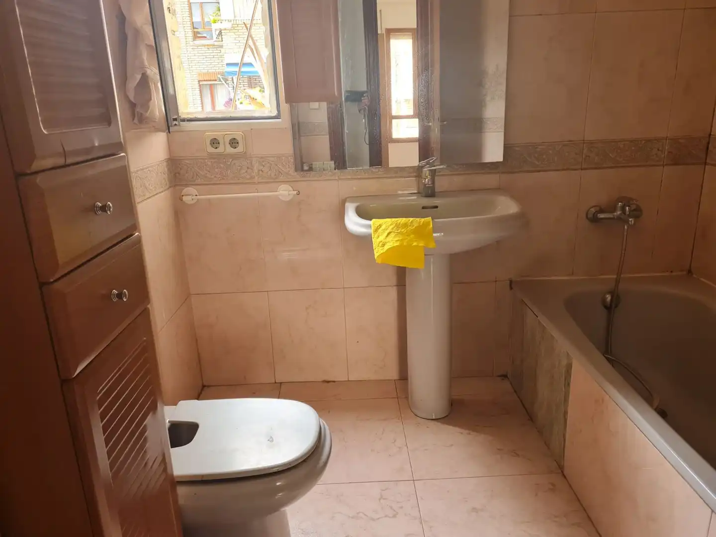 Baño de Piso en venta en Móstoles con Aire acondicionado, Calefacción y Terraza