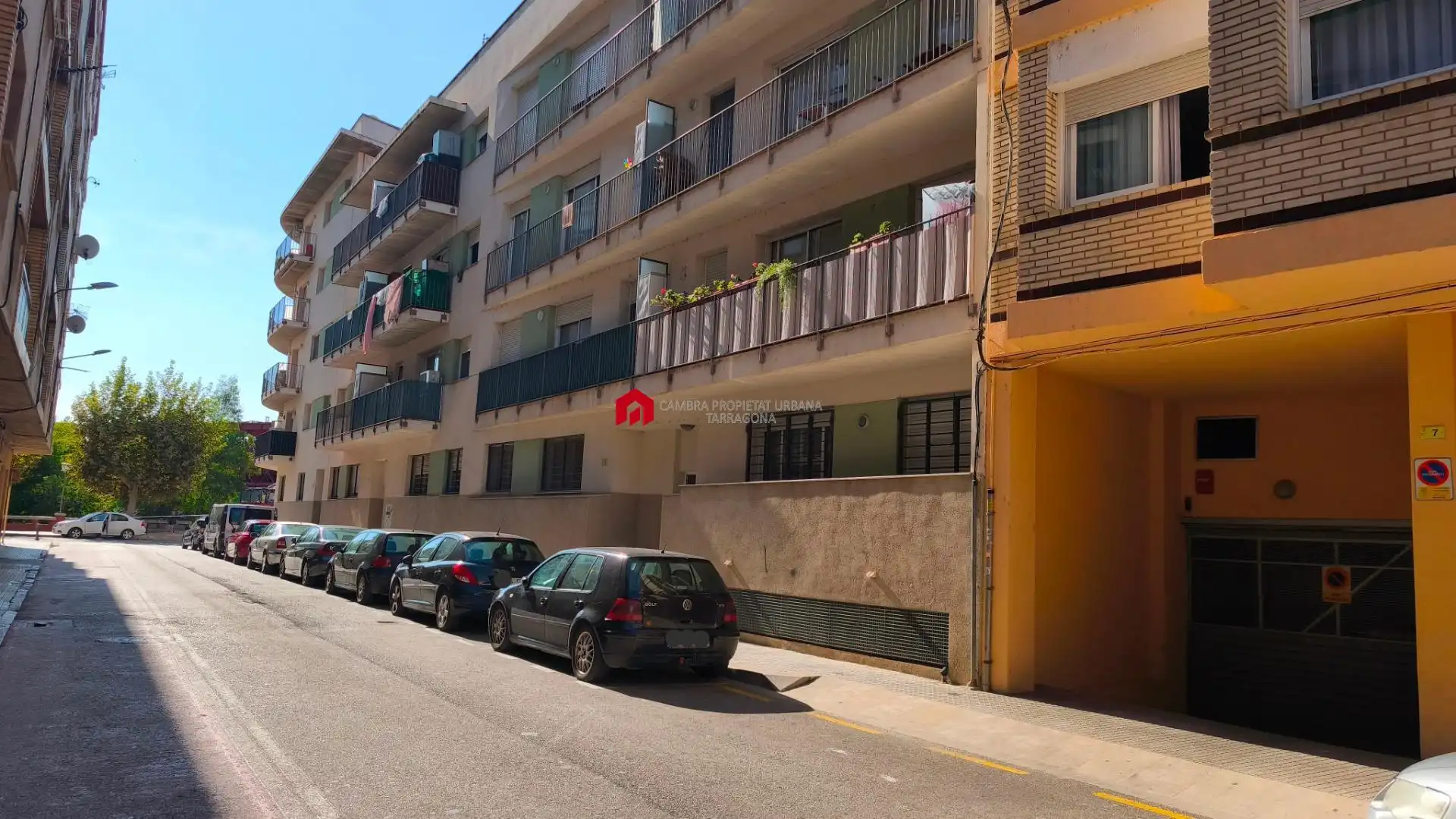 Außenansicht von Garage zum Verkauf in Tortosa