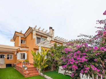Reihenhaus mit Pool zum Verkauf in Monte De Santa Pola