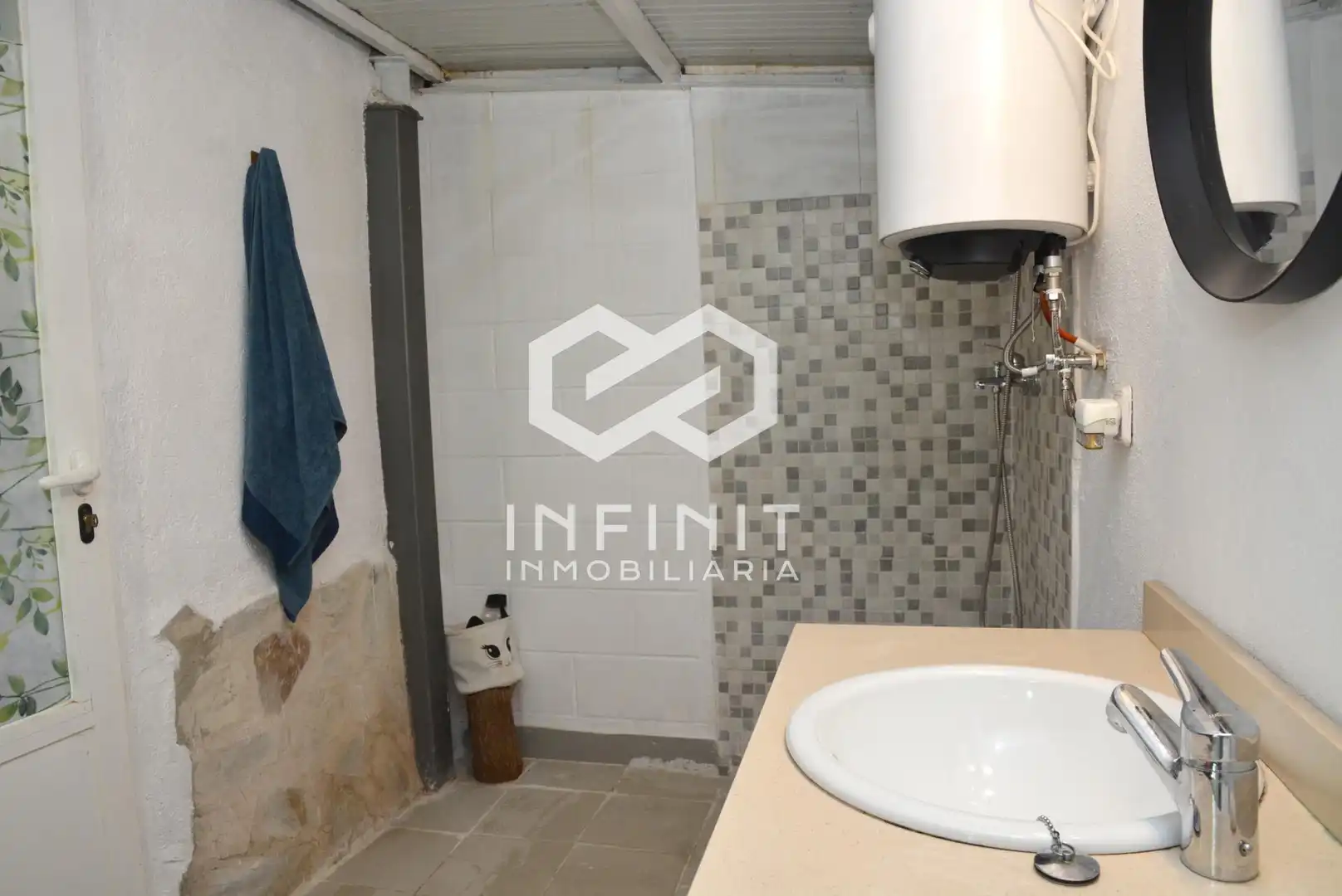 Bathroom of Houses for sale in Yebes  with Air Conditioner, Heating and Private garden