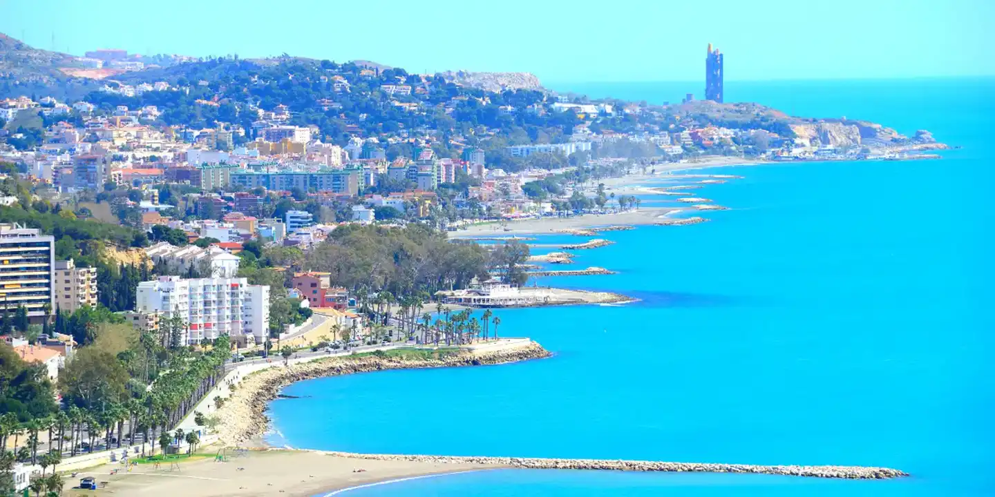 Vista exterior de Edificio en venta en Málaga
