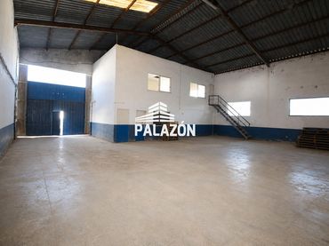 Nave industrielle à vendre à Dolores