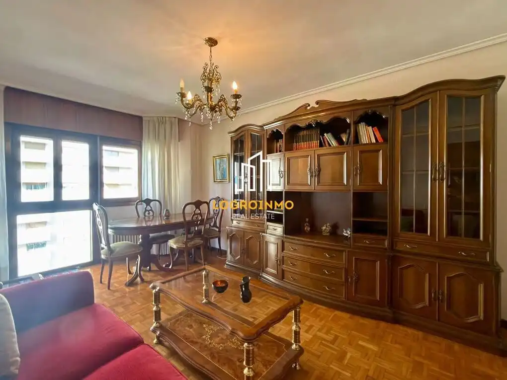 Appartamento con ascensore in vendita a Centro, imagen 4