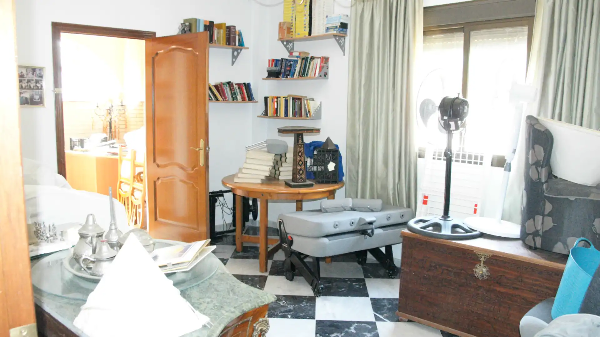 Sala de estar de Casa o chalet en venta en Espartinas con Aire acondicionado, Jardín privado y Terraza