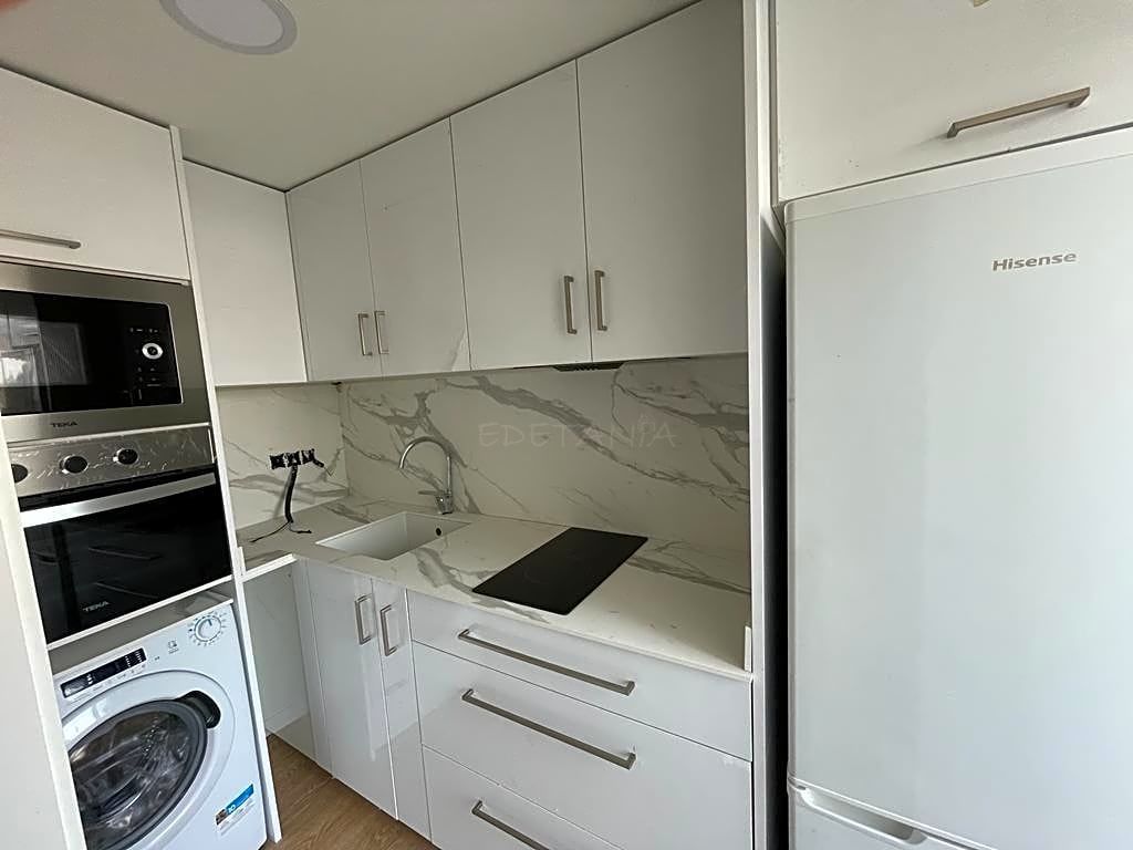 Kitchen of Attic to rent in Moncada  with Air Conditioner, Heating and Parquet flooring