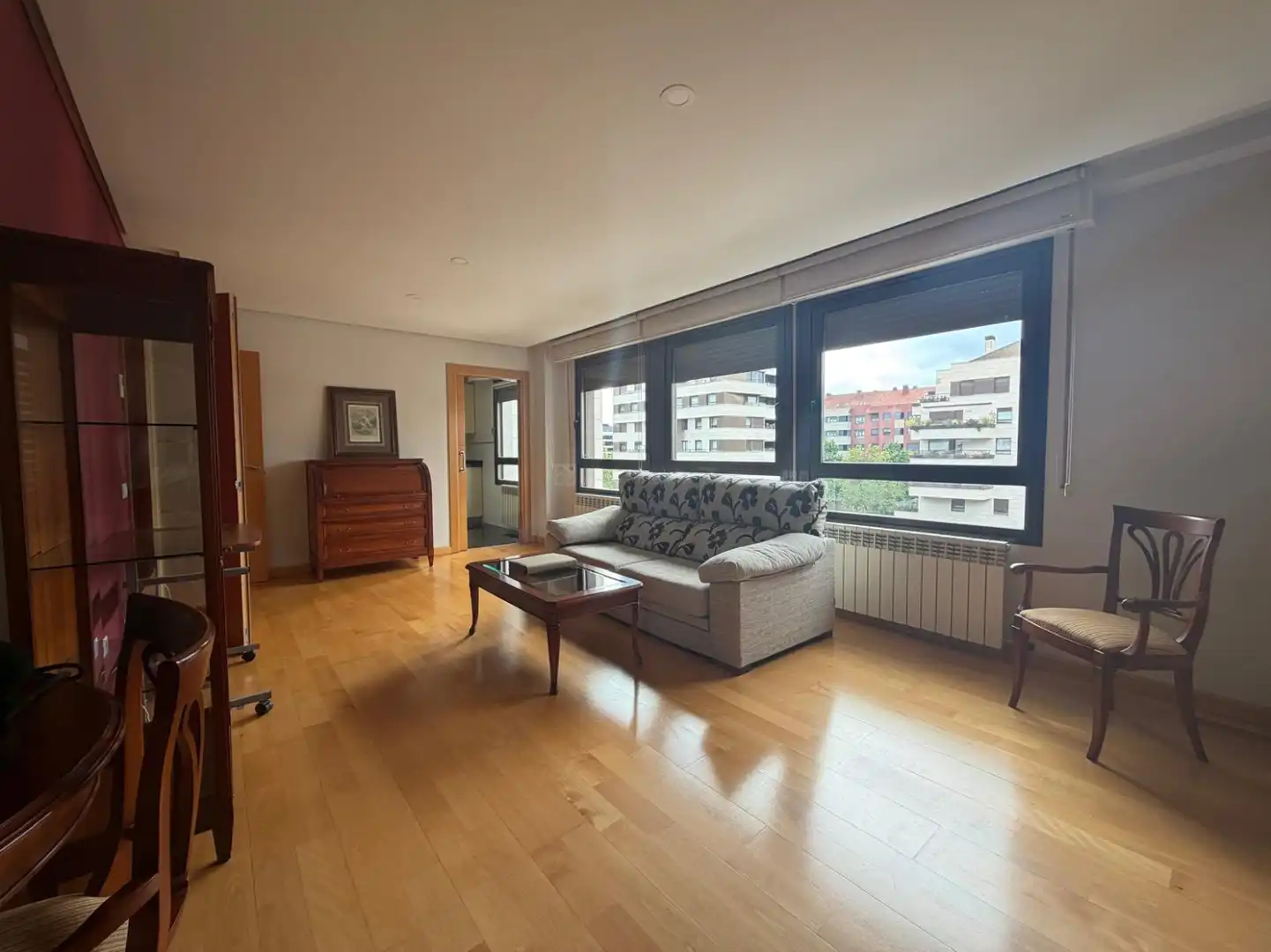 Sala de estar de Piso en venta en  Logroño con Calefacción, Parquet y Terraza