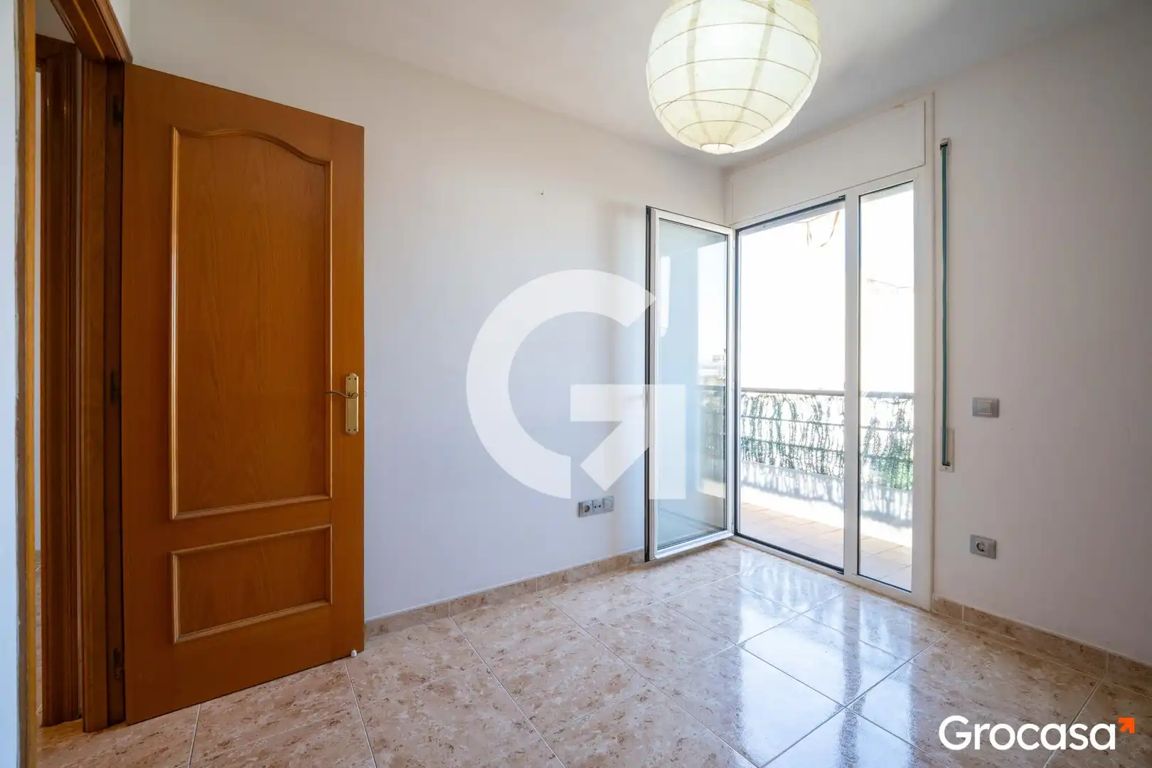 Bedroom of Flat for sale in Mataró  with Air Conditioner, Oven and TV