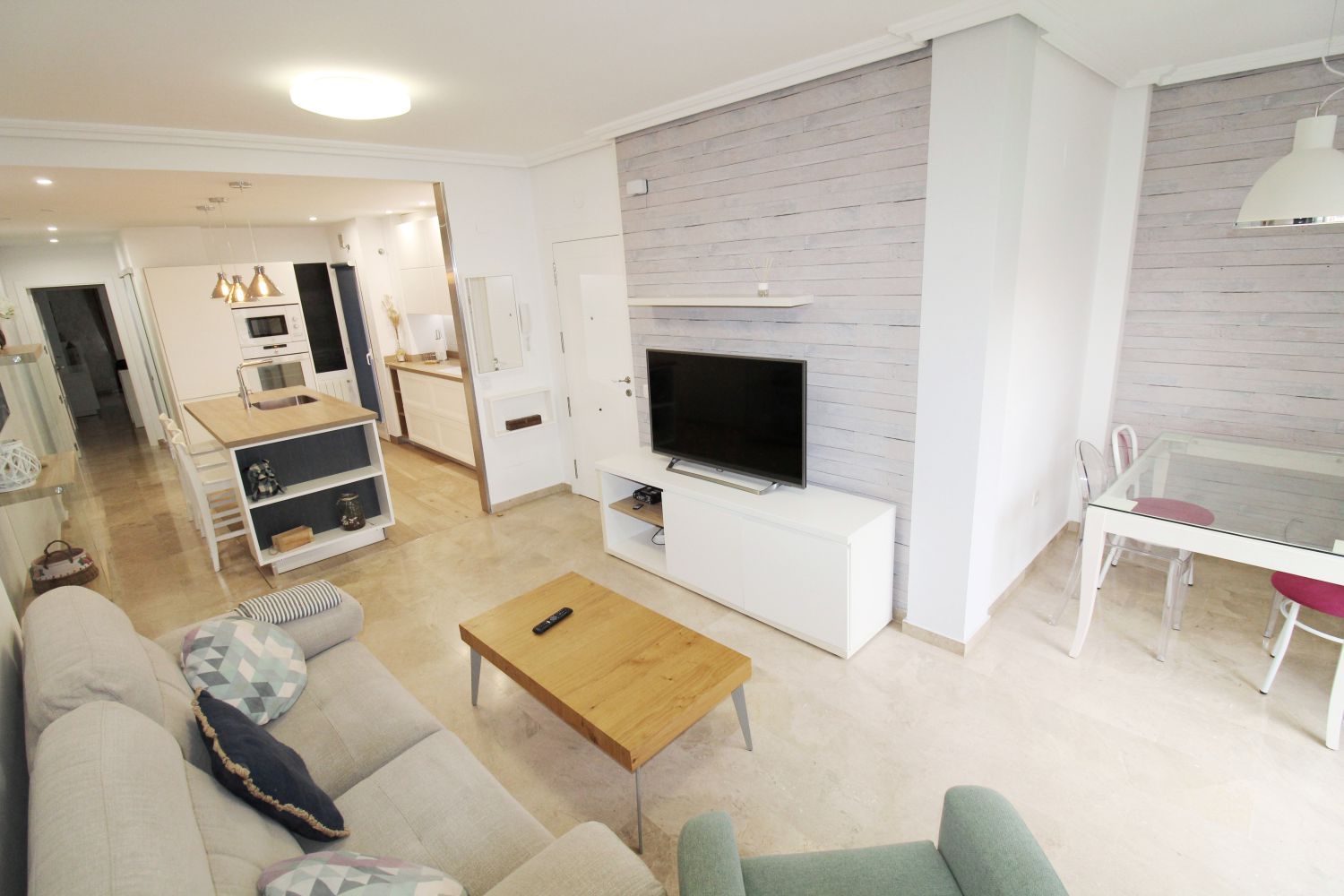 Wohnzimmer von Dachboden miete in Ciudad Real Capital mit Klimaanlage, Heizung und Terrasse