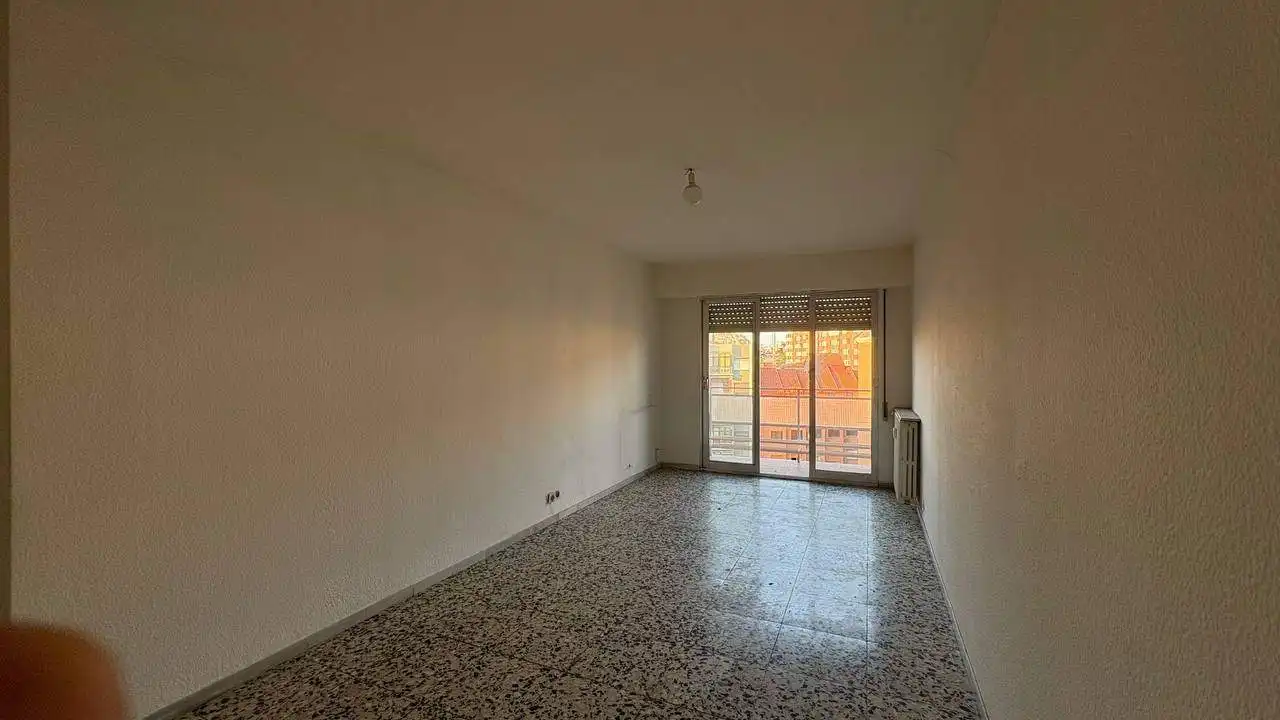 Habitación de Piso en venta en León Capital  con Terraza