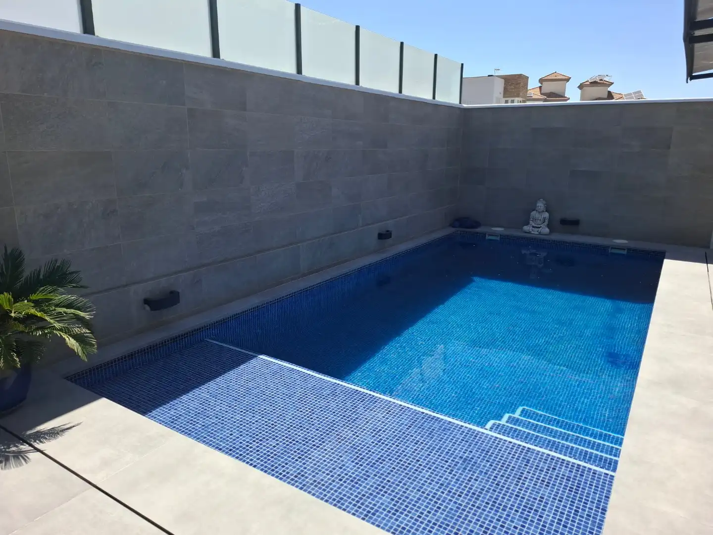 Swimming pool of Houses for rent in La Zubia  with Air Conditioner, Heating and Private garden