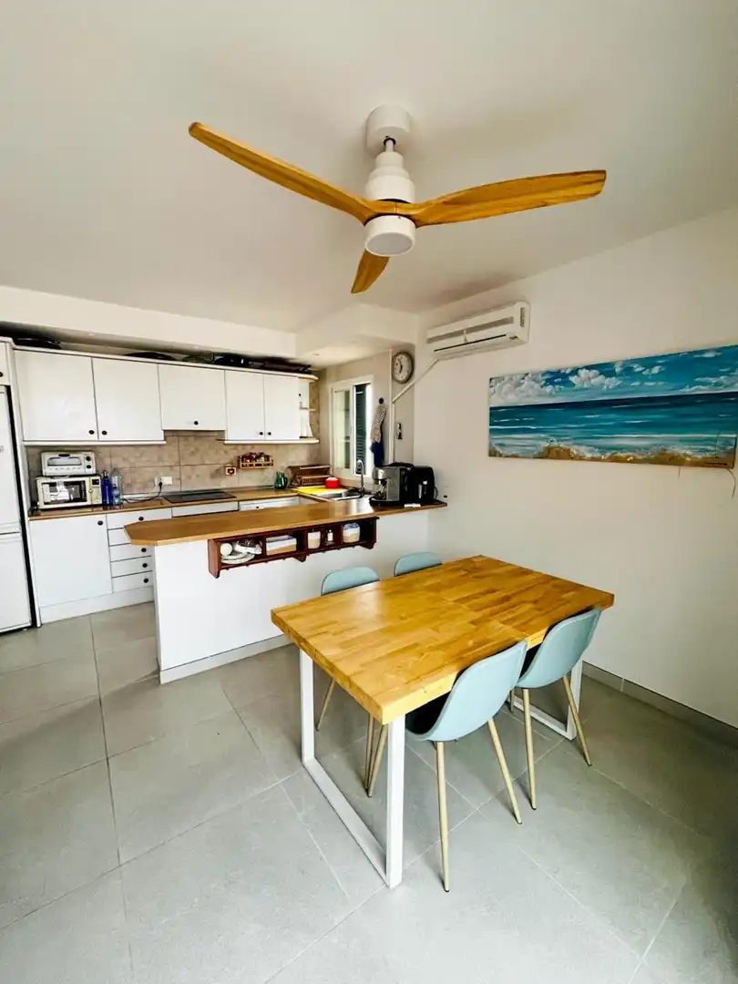 Cocina de Piso de alquiler en Ses Salines con Aire acondicionado, Balcón y Piscina comunitaria