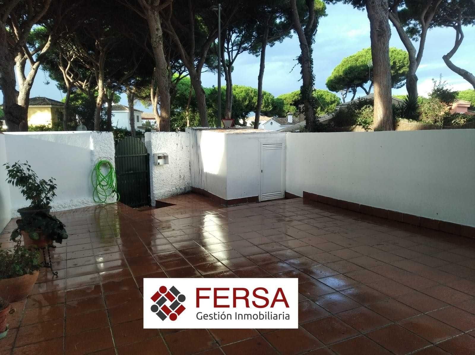 Exterior view of House or chalet to rent in El Puerto de Santa María  with Private garden and Storage room