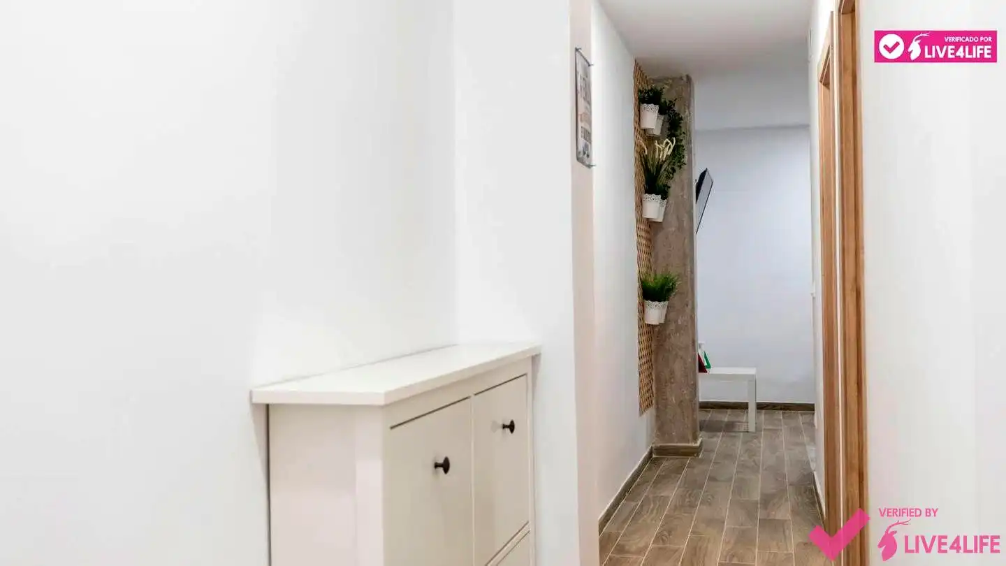 Apartments for rent in Valencia  with Air Conditioner, Parquet flooring and Furnished