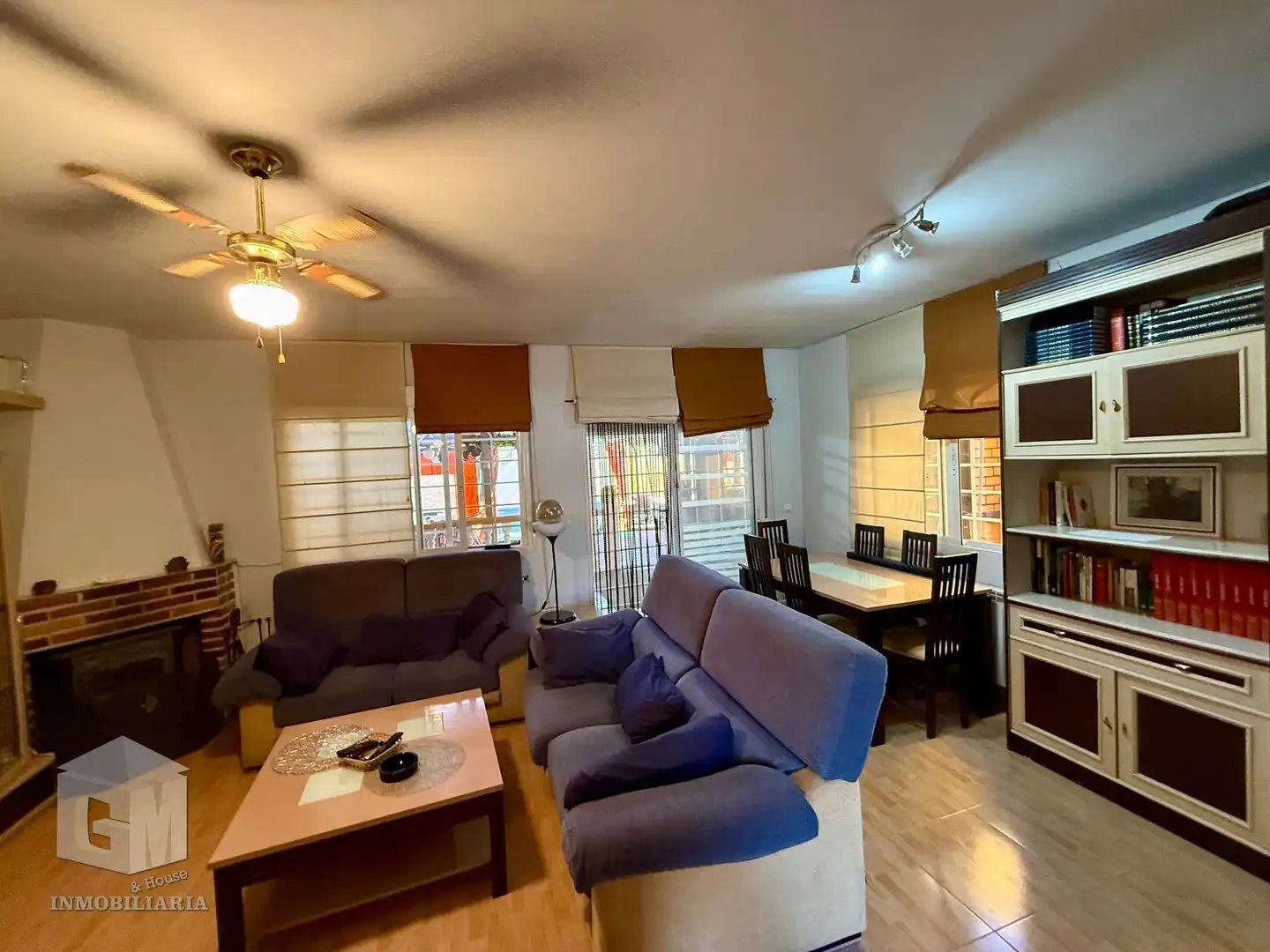 Sala de estar de Casa o chalet en venta en Otero con Calefacción, Jardín privado y Terraza