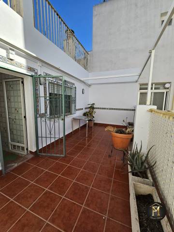 Ático en Venta en AVENIDA PRIMERO. DE MAYO, 9 en La Creu Coberta