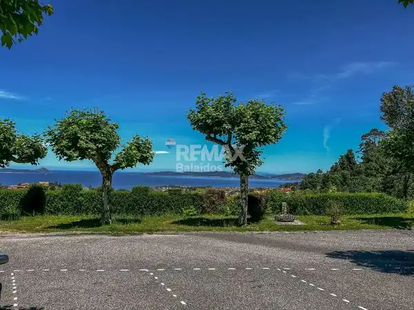 Piso en venta en Nigrán con Jardín privado y Trastero