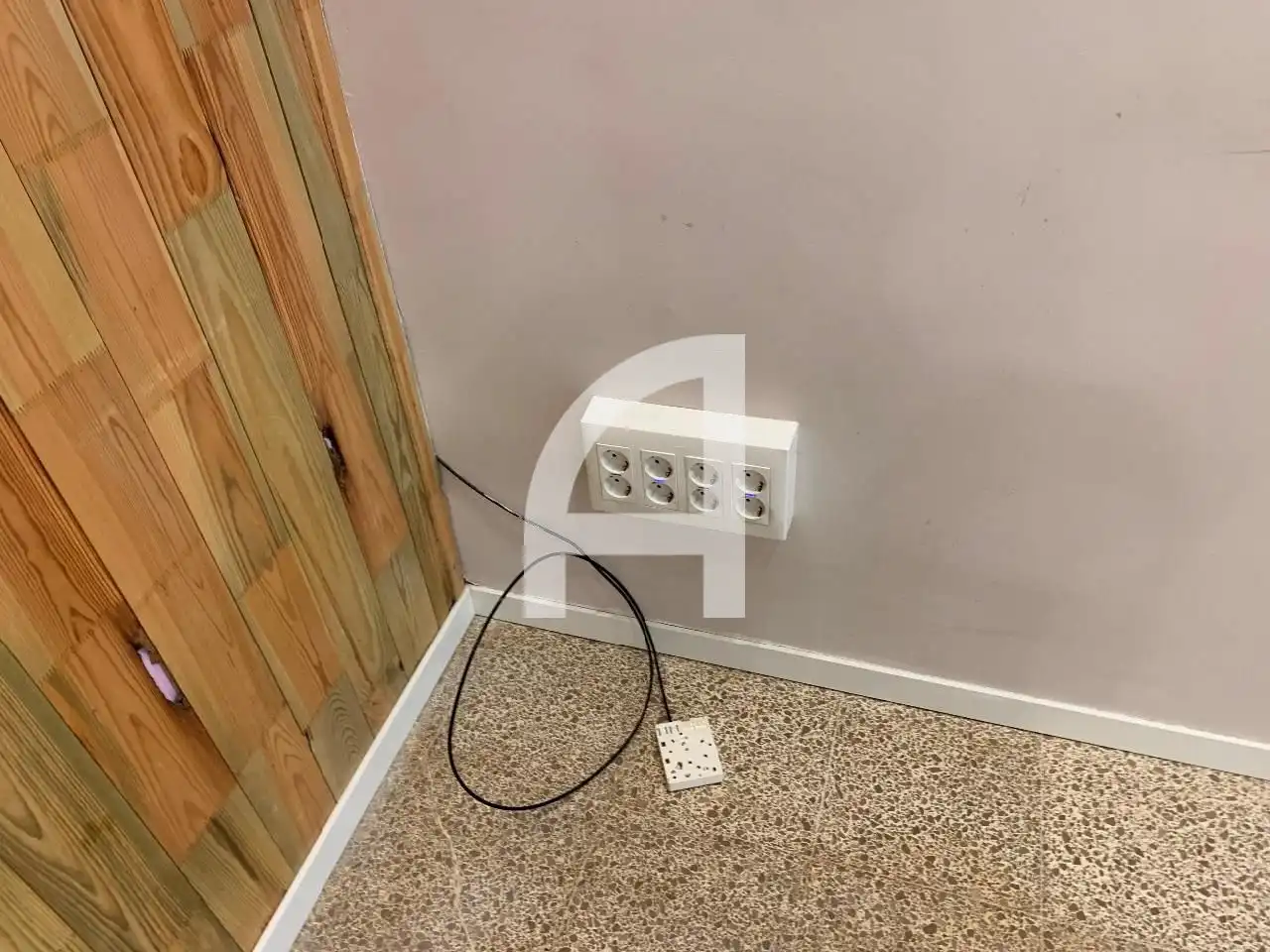 Gewerbefläche zur Miete in Baix, imagen 8