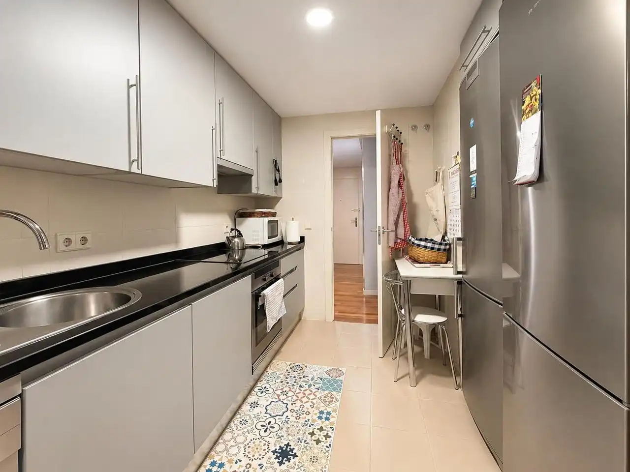 Kitchen of Flat for sale in Madrid  with Air Conditioner, Heating and Parquet flooring