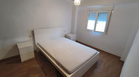 Foto 4 de Piso de alquiler en Calle Lopan, Los Ángeles - Cruz de Caravaca,  Almería Capital