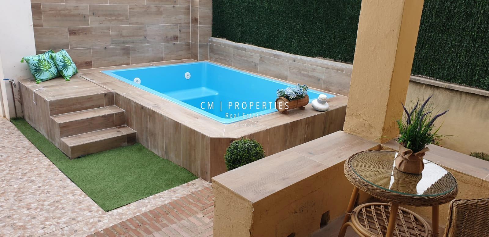 Swimming pool of House or chalet to rent in Paterna  with Air Conditioner, Heating and Terrace