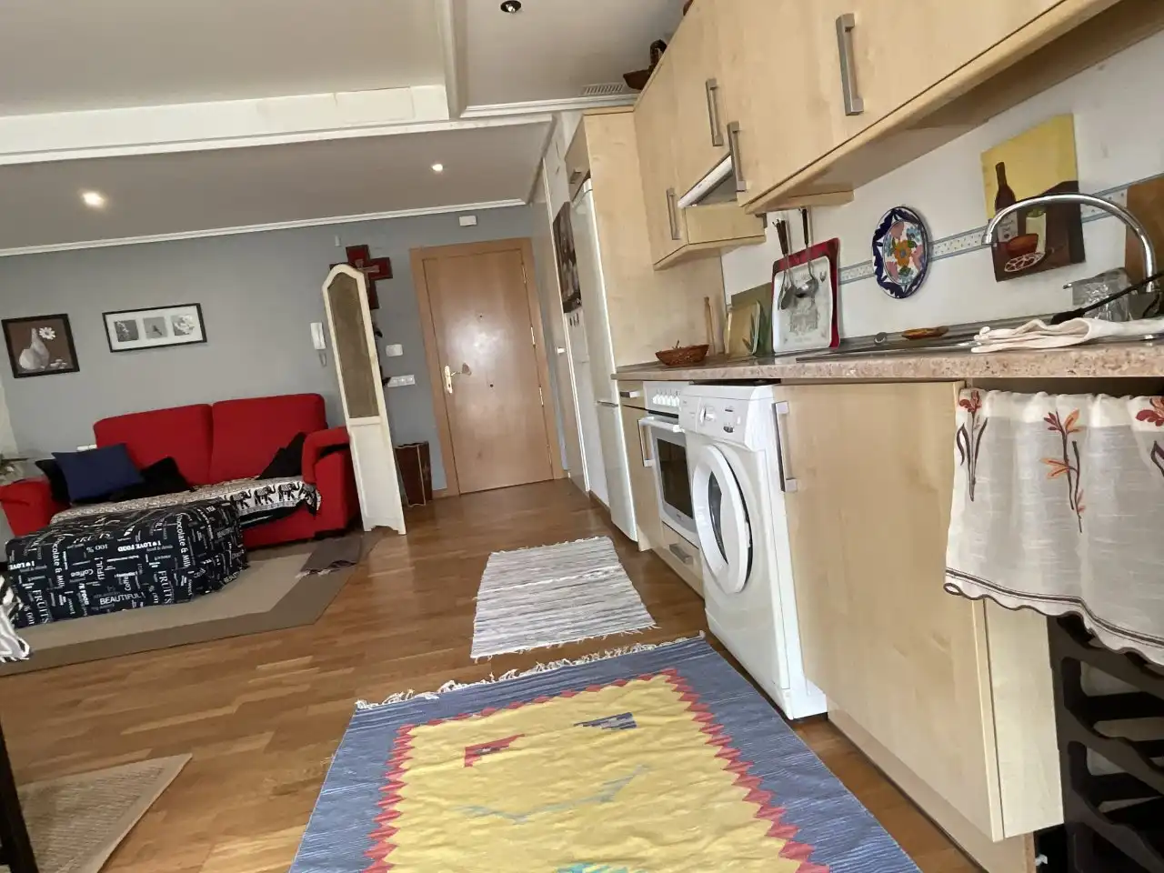 Cuina de Pis en venda en Cirueña amb Calefacció, Terrassa i Traster